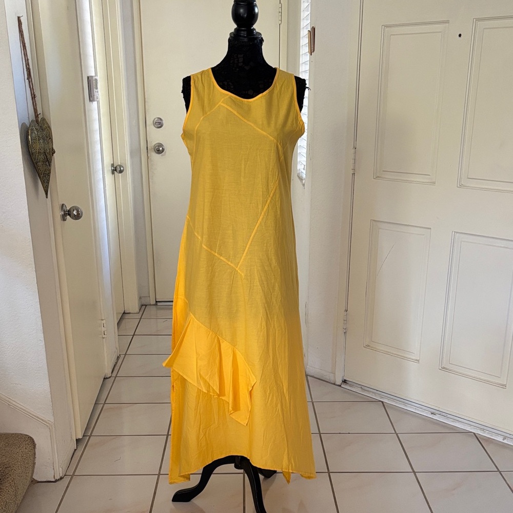 Yellow Sleeveless Asymmetrical Dress Size M/L - Picture 2 of 7